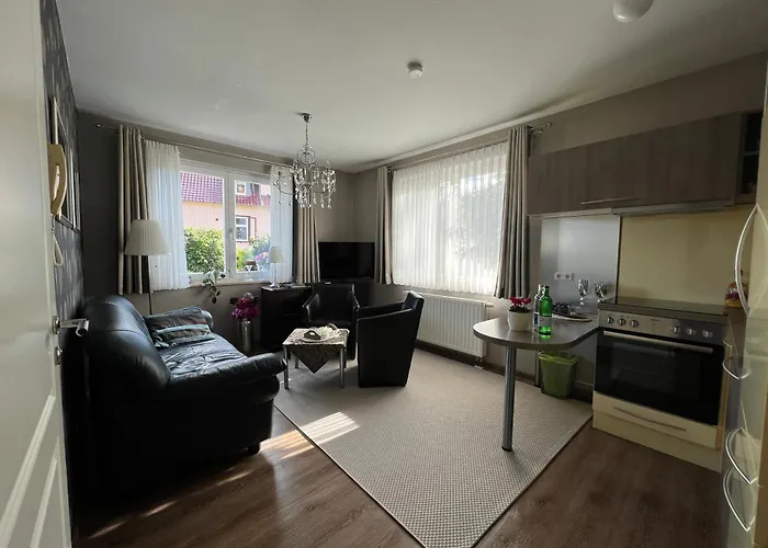 Apartment Vis-A-Vis