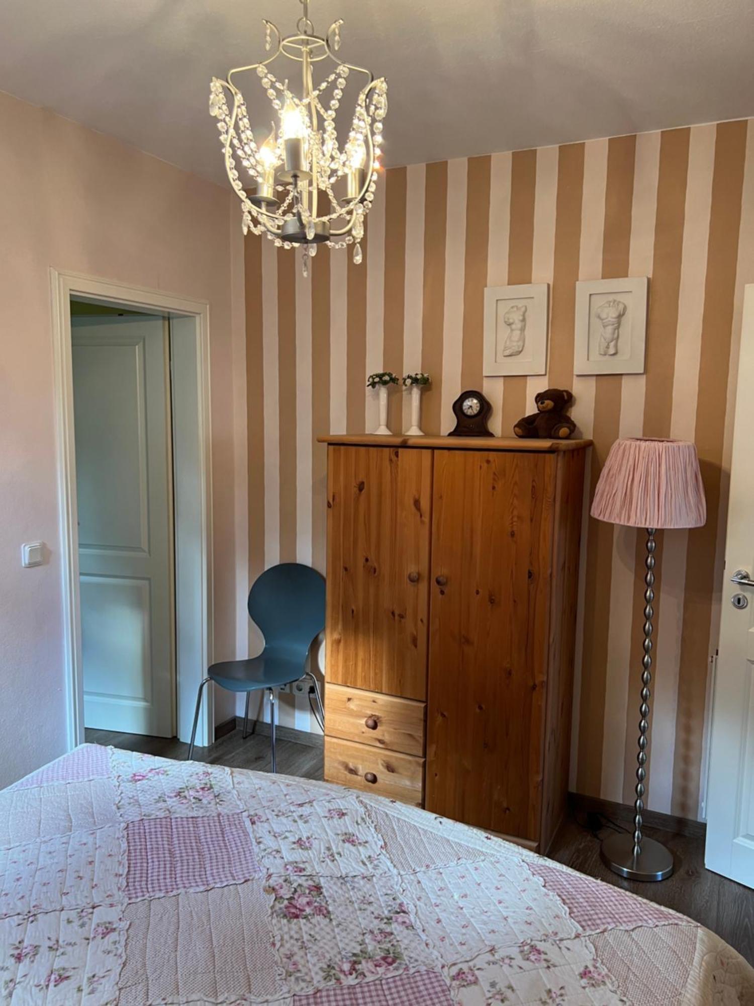 Vis-a-vis Apartment